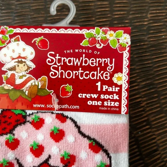 Brand new Strawberry Shortcake socks 🍓 - Picture 2 of 4